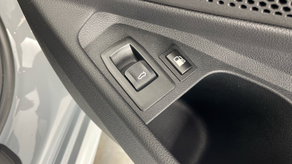 BMW 3 Series 330e xDrive M Sport 5dr Step Auto Estate - Image 55