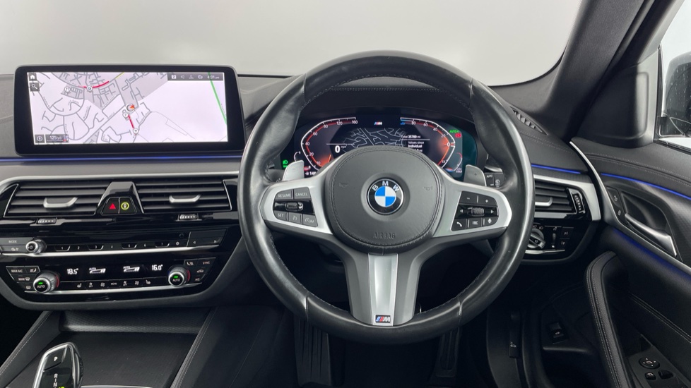 BMW 5 Series 520d MHT M Sport 5dr Step Auto Diesel Estate - Image 5