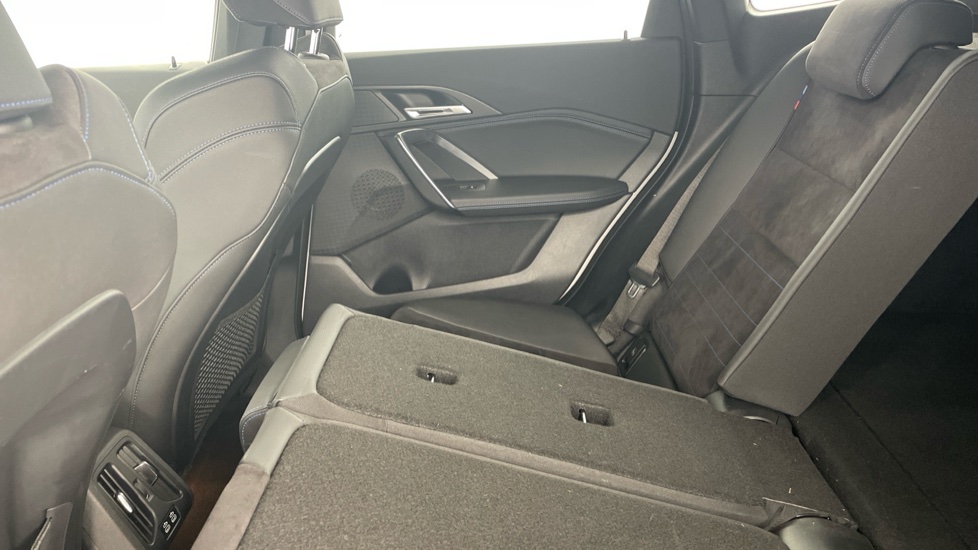 BMW iX1 230kW xDrive30 M Sport 65kWh 5dr Auto Electric Estate - Image 39