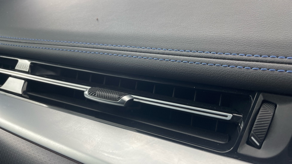 BMW iX1 230kW xDrive30 M Sport 65kWh 5dr Auto Electric Estate - Image 75