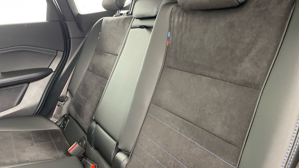 BMW iX1 150kW eDrive20 Shadow Edition 65kWh 5dr Auto Electric Estate - Image 12