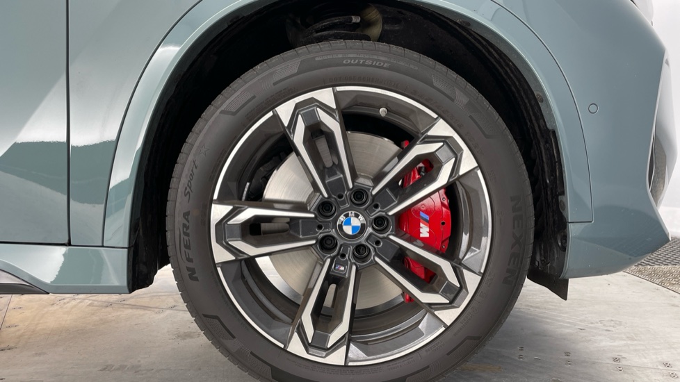 BMW iX1 150kW eDrive20 Shadow Edition 65kWh 5dr Auto Electric Estate - Image 14