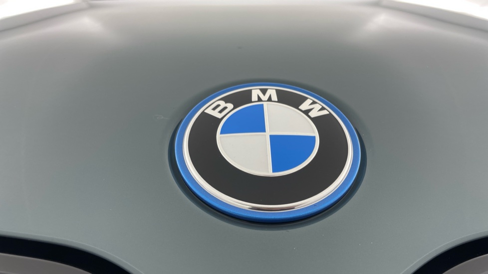 BMW iX1 150kW eDrive20 Shadow Edition 65kWh 5dr Auto Electric Estate - Image 24