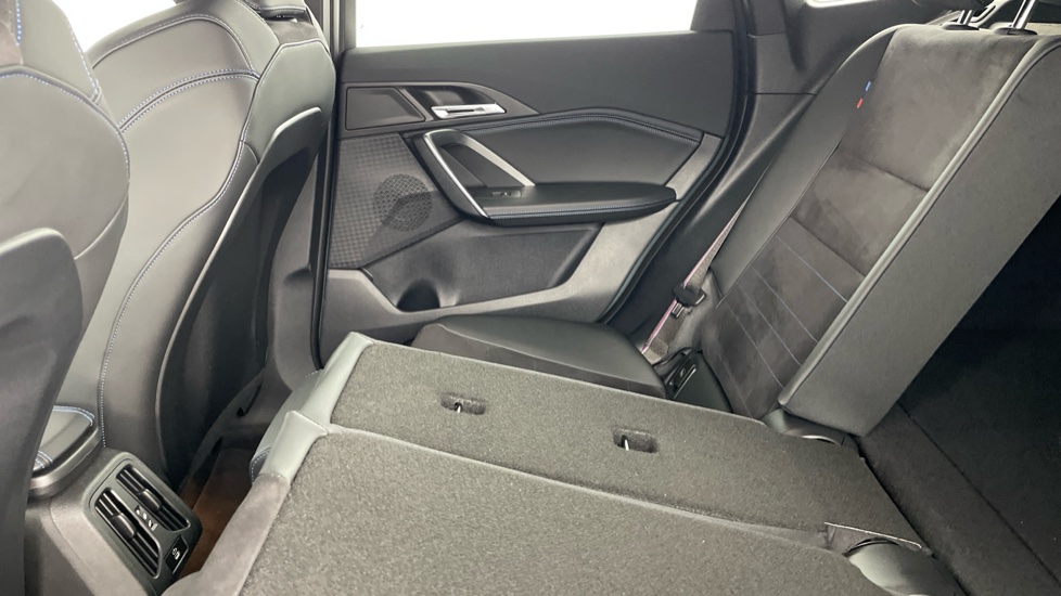 BMW iX1 150kW eDrive20 Shadow Edition 65kWh 5dr Auto Electric Estate - Image 35
