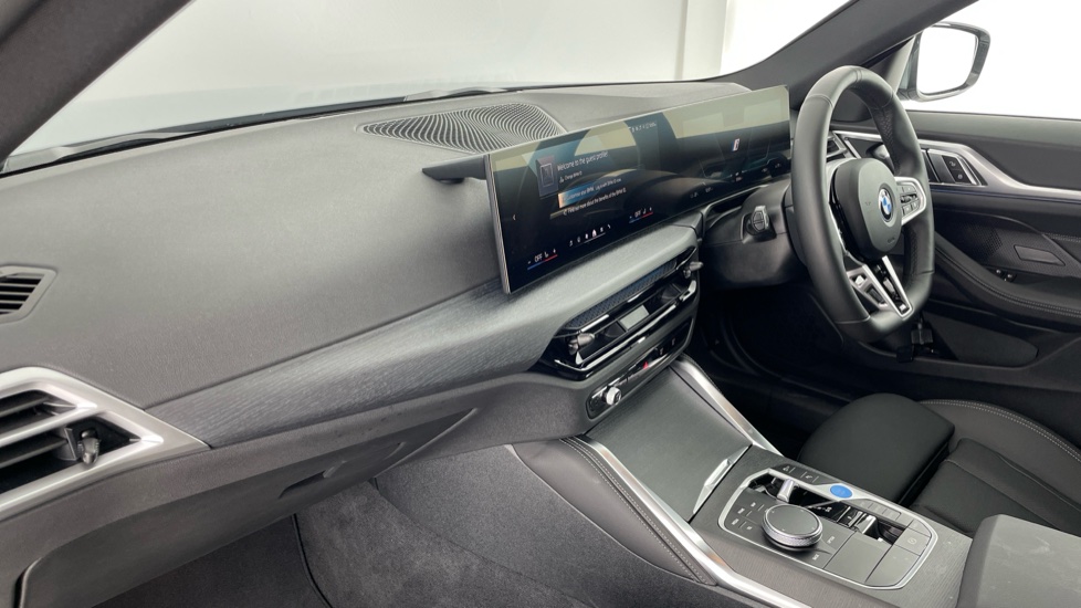 BMW i4 250kW eDrive40 M Sport 83.9kWh 5dr Auto [Pro Pack] Electric Hatchback - Image 7