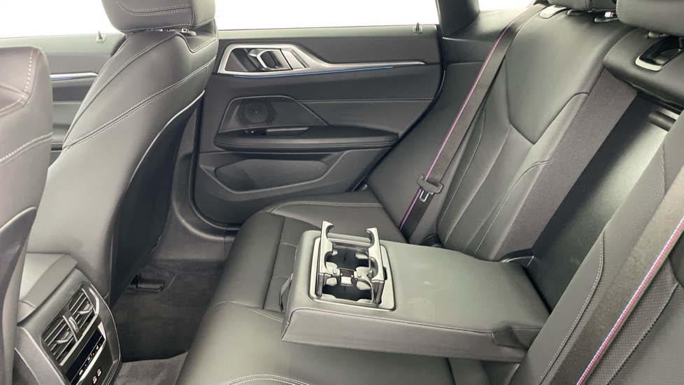 BMW i4 250kW eDrive40 M Sport 83.9kWh 5dr Auto [Pro Pack] Electric Hatchback - Image 34