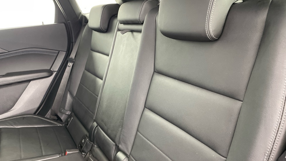 BMW 2 Series 223i MHT M Sport 5dr DCT Petrol Hatchback - Image 12