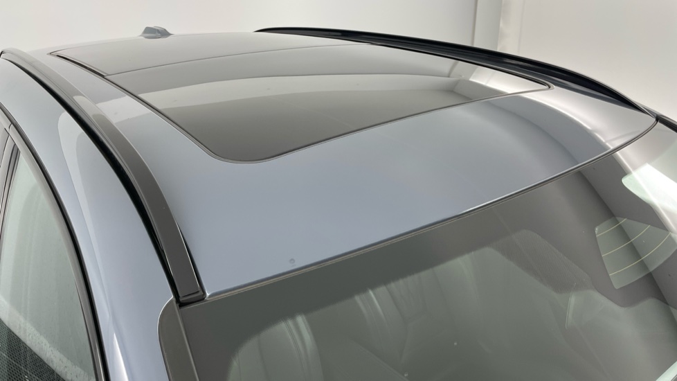 BMW 2 Series 223i MHT M Sport 5dr DCT Petrol Hatchback - Image 21