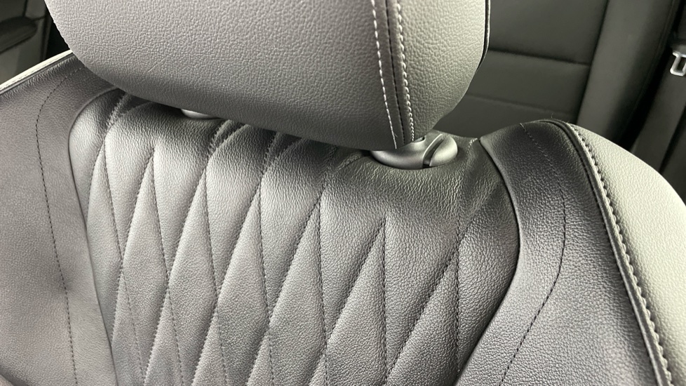 BMW 2 Series 223i MHT M Sport 5dr DCT Petrol Hatchback - Image 31