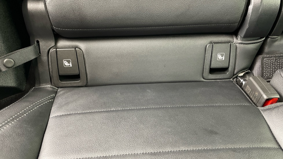 BMW 2 Series 223i MHT M Sport 5dr DCT Petrol Hatchback - Image 50
