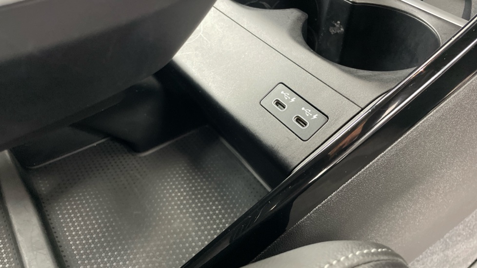 BMW 2 Series 223i MHT M Sport 5dr DCT Petrol Hatchback - Image 56