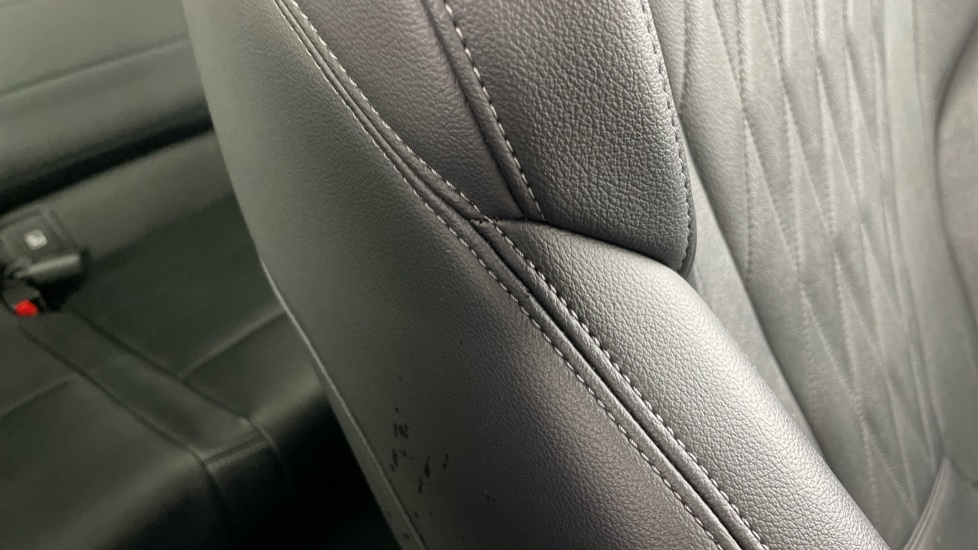 BMW 2 Series 223i MHT M Sport 5dr DCT Petrol Hatchback - Image 72