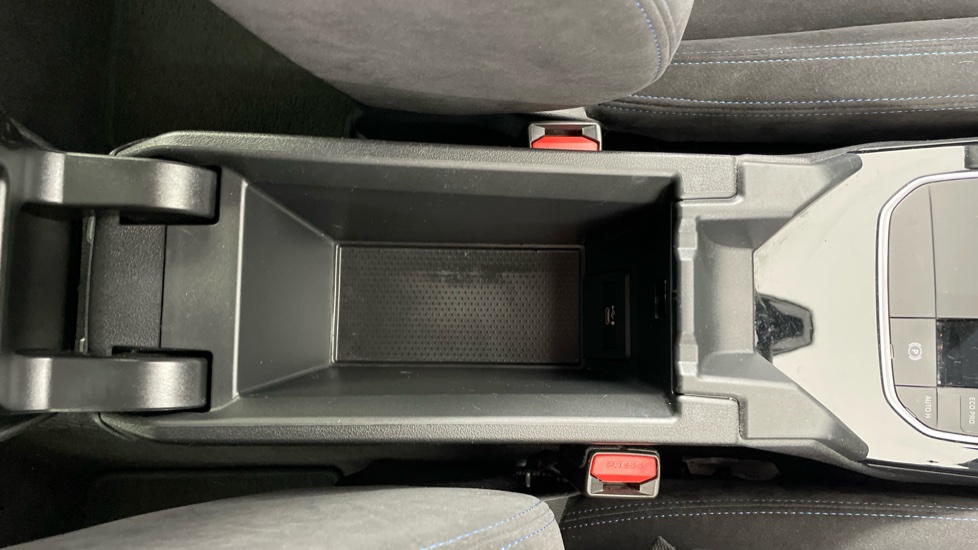BMW 1 Series M135i xDrive 5dr Step Auto Petrol Hatchback - Image 46