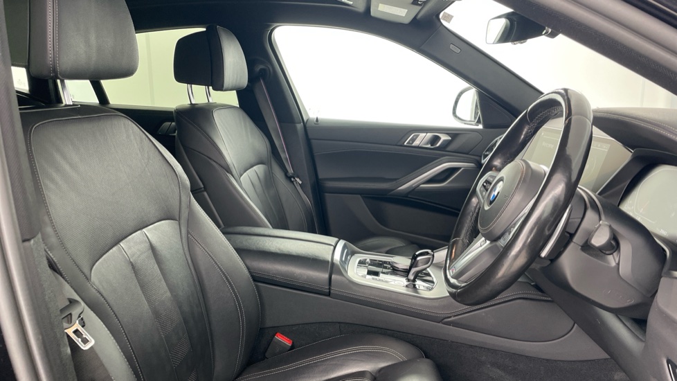BMW X6 xDrive40d MHT M Sport 5dr Step Auto Diesel Estate - Image 11