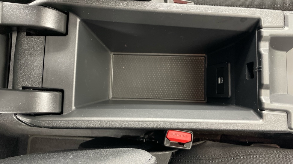 BMW 1 Series 118i [136] SE 5dr [Live Cockpit Professional] Petrol Hatchback - Image 48