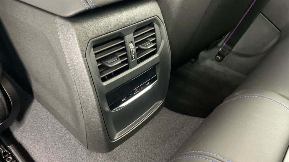 BMW M2 2dr DCT Petrol Coupe - Image 33