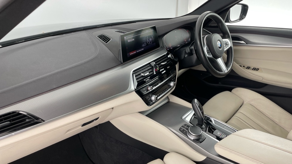 BMW 5 Series 520d MHT M Sport 4dr Auto Diesel Saloon - Image 7
