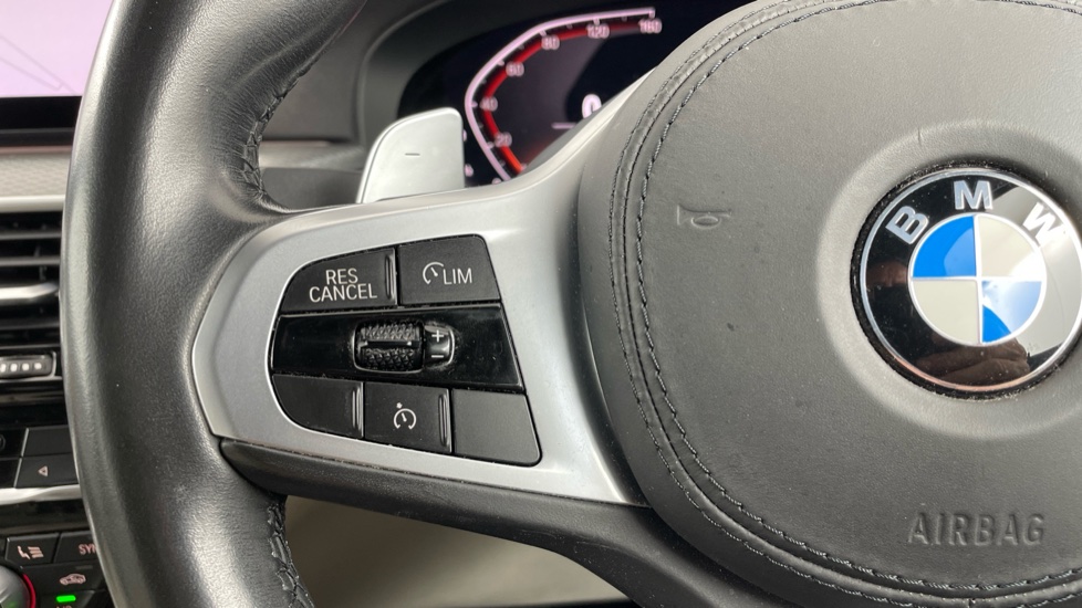 BMW 5 Series 520d MHT M Sport 4dr Auto Diesel Saloon - Image 17