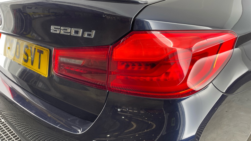 BMW 5 Series 520d MHT M Sport 4dr Auto Diesel Saloon - Image 22