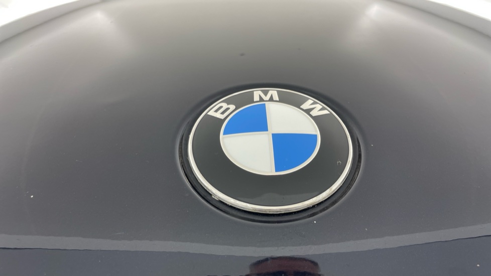 BMW 5 Series 520d MHT M Sport 4dr Auto Diesel Saloon - Image 24
