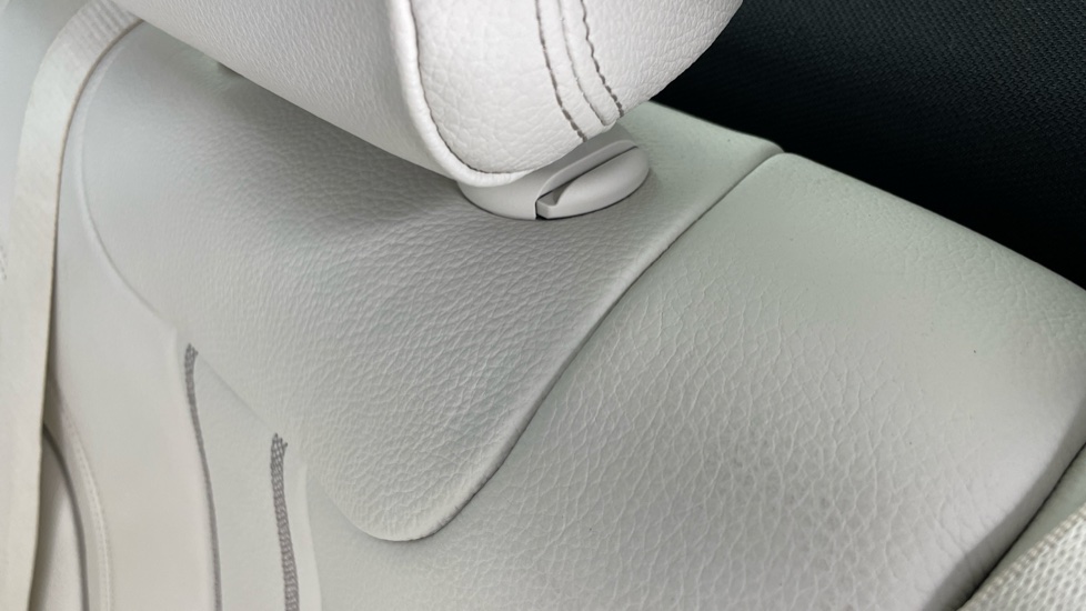 BMW 5 Series 520d MHT M Sport 4dr Auto Diesel Saloon - Image 36