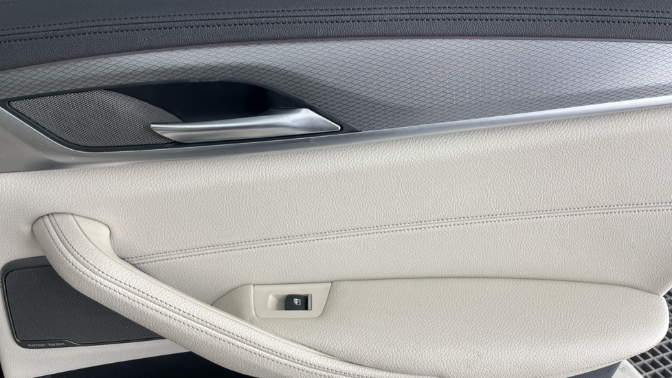 BMW 5 Series 520d MHT M Sport 4dr Auto Diesel Saloon - Image 40