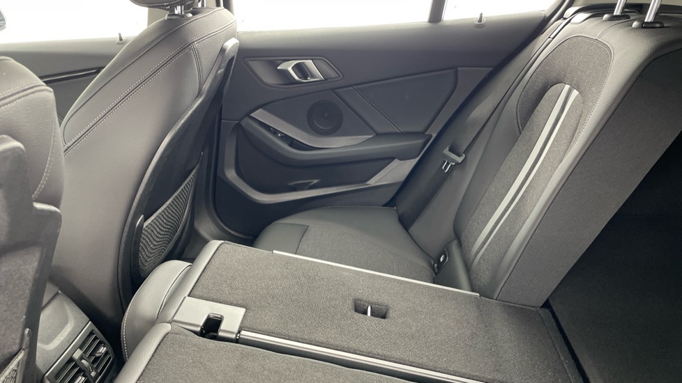 BMW 1 Series 118i [136] M Sport 5dr Step Auto [LCP] Petrol Hatchback - Image 37