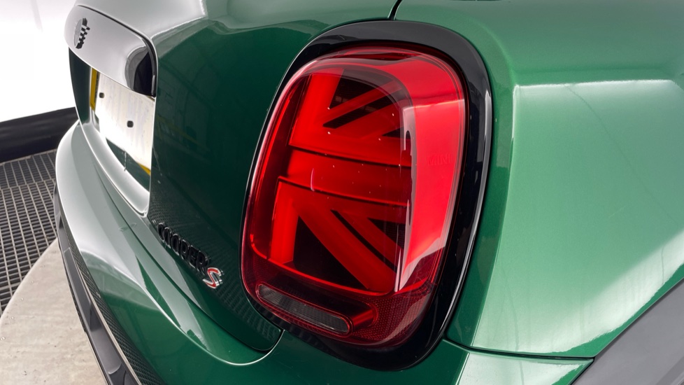 MINI Hatchback 2.0 Cooper S Sport 3dr Auto Petrol Hatchback - Image 22