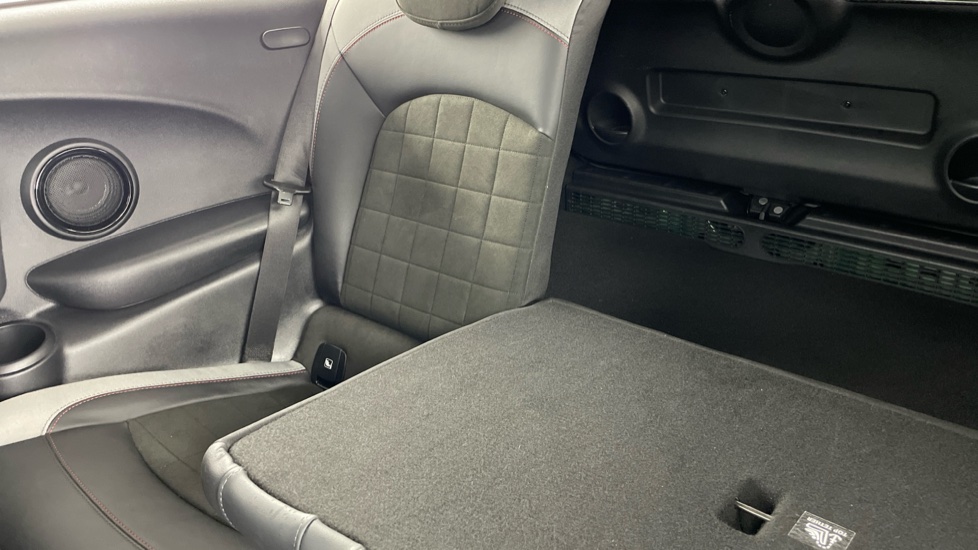 MINI Hatchback 2.0 Cooper S Sport 3dr Auto Petrol Hatchback - Image 33