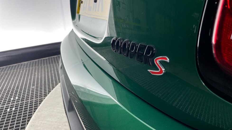 MINI Hatchback 2.0 Cooper S Sport 3dr Auto Petrol Hatchback - Image 36