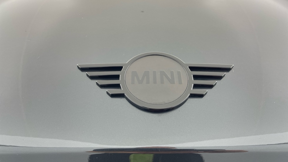 MINI Cooper 1.5 C Sport 3dr Auto Petrol Hatchback - Image 24