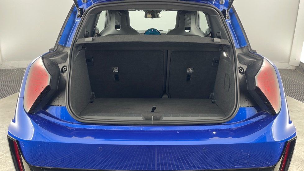 MINI Cooper 190kW John Cooper Works 54kWh 3dr Auto Electric Hatchback - Image 13