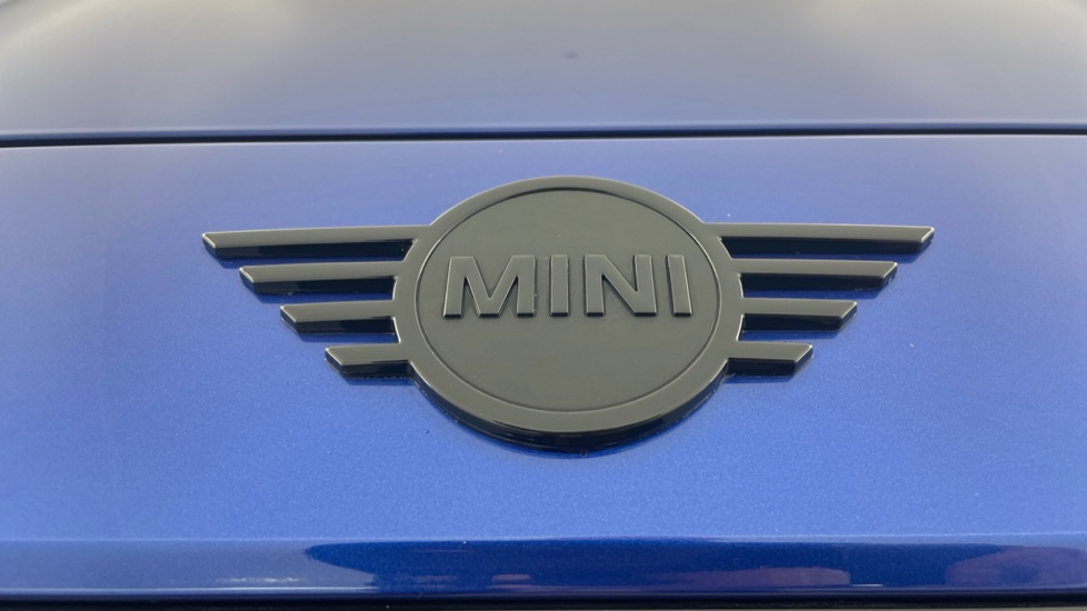 MINI Cooper 190kW John Cooper Works 54kWh 3dr Auto Electric Hatchback - Image 24
