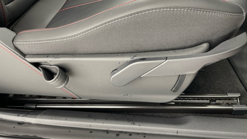 MINI Cooper 190kW John Cooper Works 54kWh 3dr Auto Electric Hatchback - Image 47