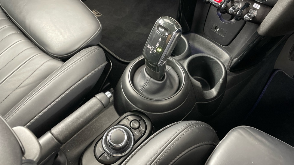 MINI Convertible 1.5 Cooper Exclusive 2dr Auto Petrol Convertible - Image 10