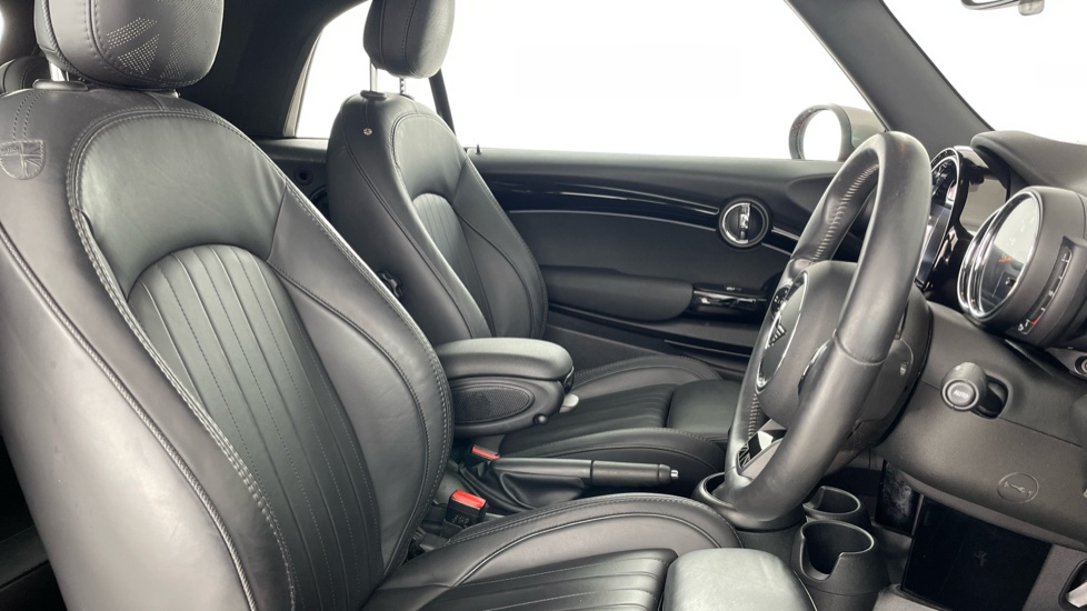 MINI Convertible 1.5 Cooper Exclusive 2dr Auto Petrol Convertible - Image 11