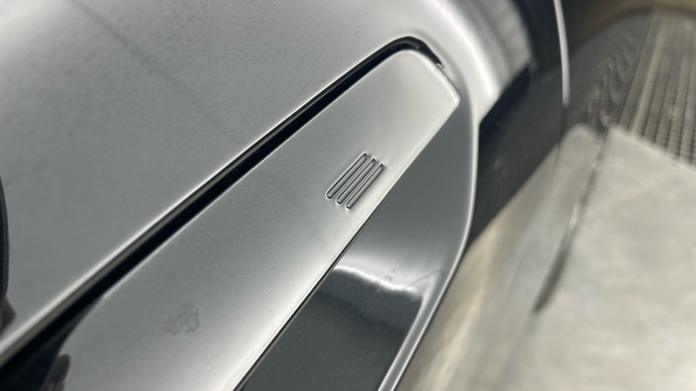 MINI Cooper 135kW E Exclusive 41kWh 3dr Auto Electric Hatchback - Image 25