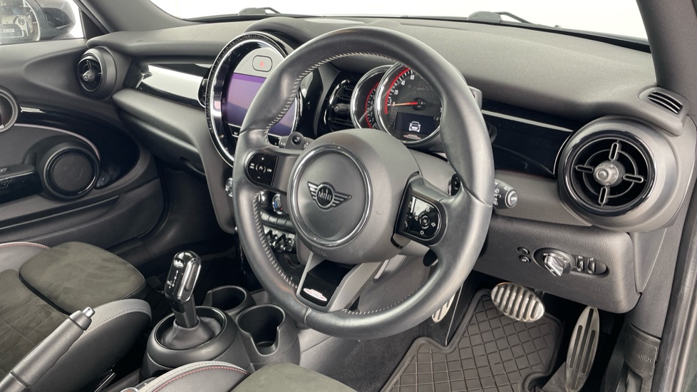 MINI Hatchback 2.0 John Cooper Works 3dr Auto Petrol Hatchback - Image 6