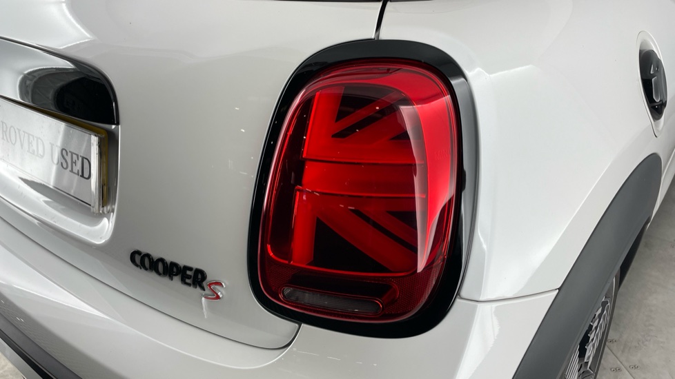 MINI Hatchback 2.0 Cooper S Exclusive Premium 3dr Auto Petrol Hatchback - Image 22