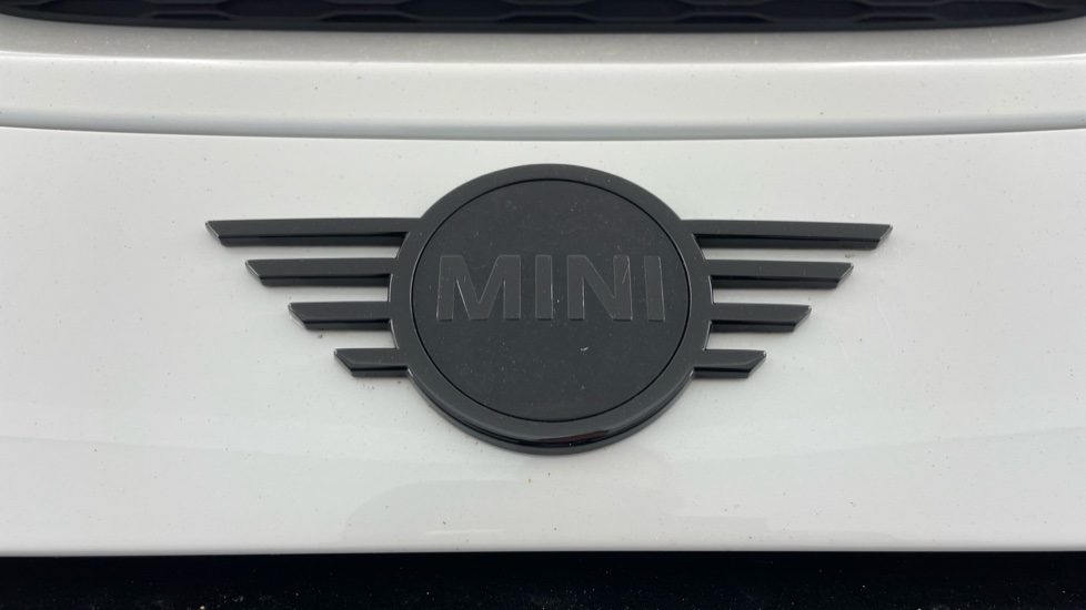 MINI Hatchback 2.0 Cooper S Exclusive Premium 3dr Auto Petrol Hatchback - Image 24