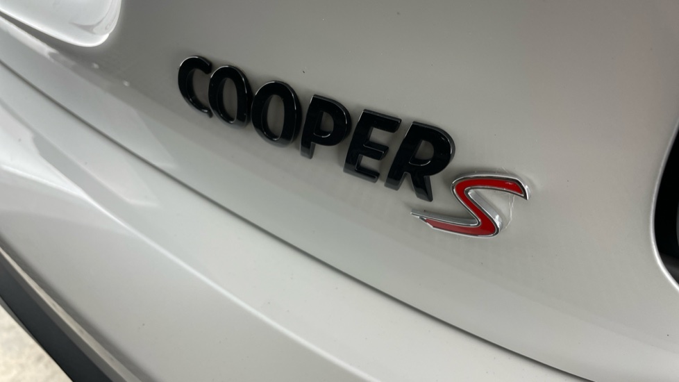 MINI Hatchback 2.0 Cooper S Exclusive Premium 3dr Auto Petrol Hatchback - Image 43