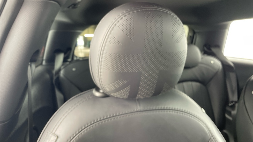 MINI Hatchback 2.0 Cooper S Exclusive Premium 3dr Auto Petrol Hatchback - Image 54