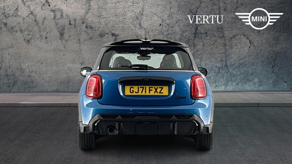 MINI Hatchback 1.5 Cooper Sport 3dr [Comfort Pack] Petrol Hatchback - Image 15