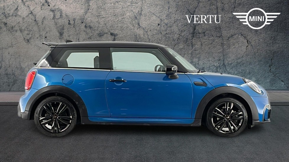 MINI Hatchback 1.5 Cooper Sport 3dr [Comfort Pack] Petrol Hatchback - Image 3