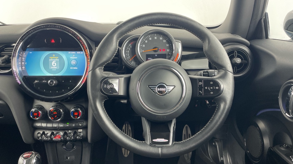MINI Hatchback 1.5 Cooper Sport 3dr [Comfort Pack] Petrol Hatchback - Image 5