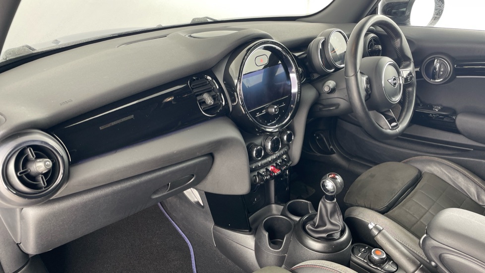 MINI Hatchback 1.5 Cooper Sport 3dr [Comfort Pack] Petrol Hatchback - Image 7