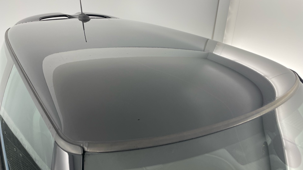 MINI Hatchback 1.5 Cooper Sport 3dr [Comfort Pack] Petrol Hatchback - Image 21