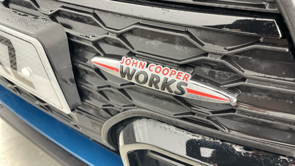 MINI Hatchback 1.5 Cooper Sport 3dr [Comfort Pack] Petrol Hatchback - Image 25
