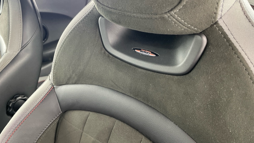 MINI Hatchback 1.5 Cooper Sport 3dr [Comfort Pack] Petrol Hatchback - Image 29