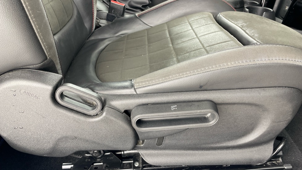 MINI Hatchback 1.5 Cooper Sport 3dr [Comfort Pack] Petrol Hatchback - Image 45